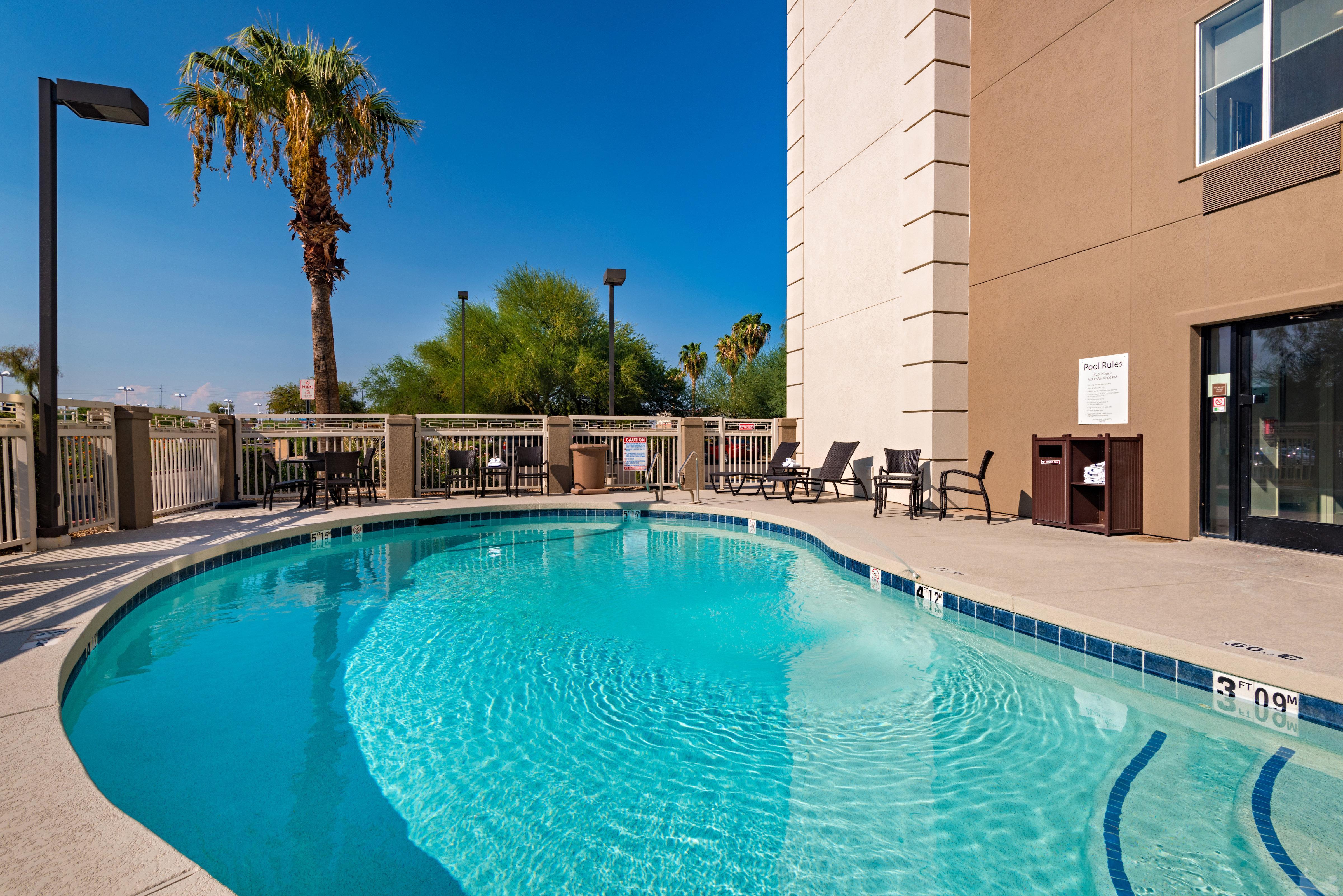 Holiday Inn Express Peoria North - Glendale By Ihg Kültér fotó