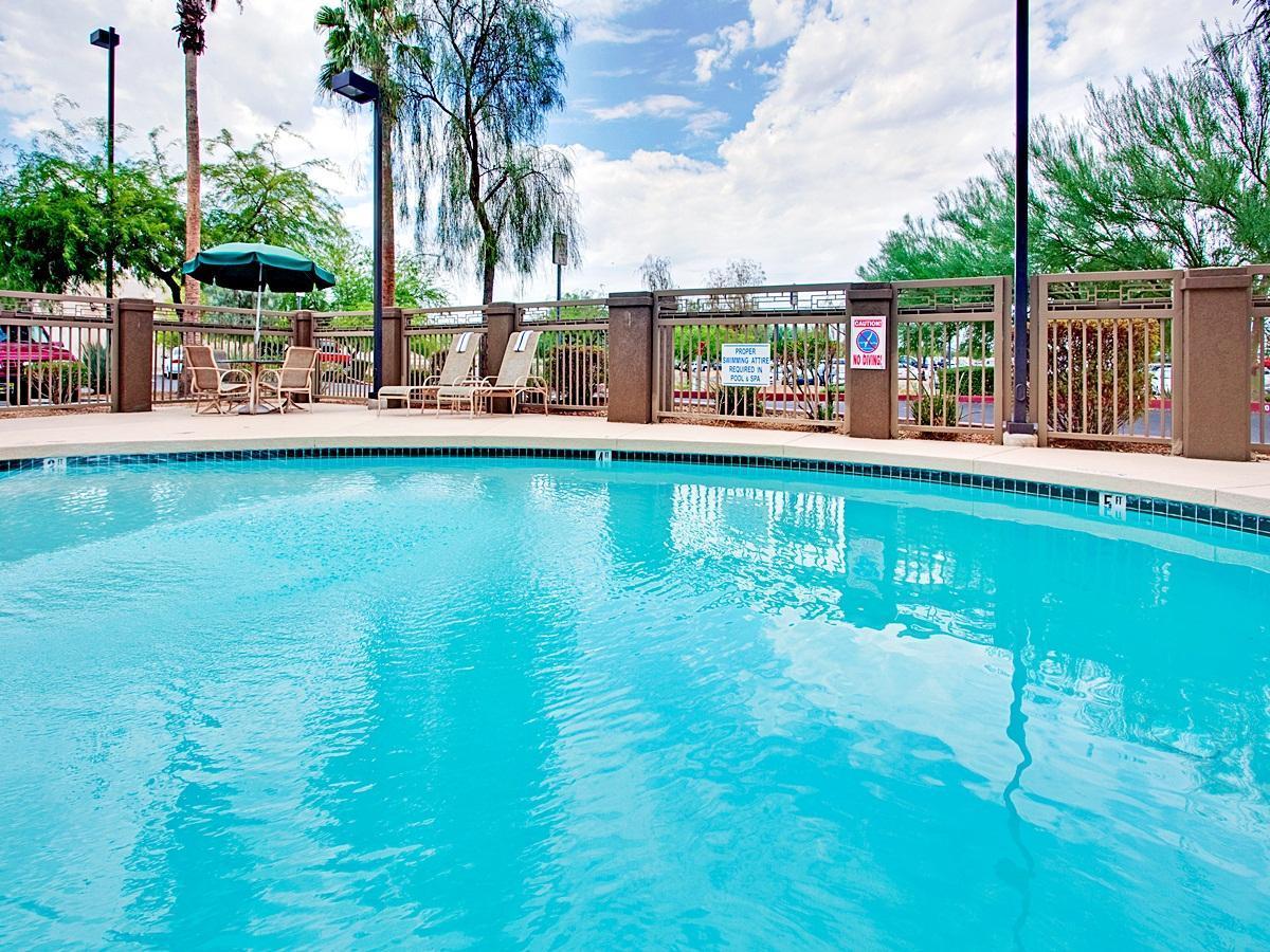 Holiday Inn Express Peoria North - Glendale By Ihg Kültér fotó