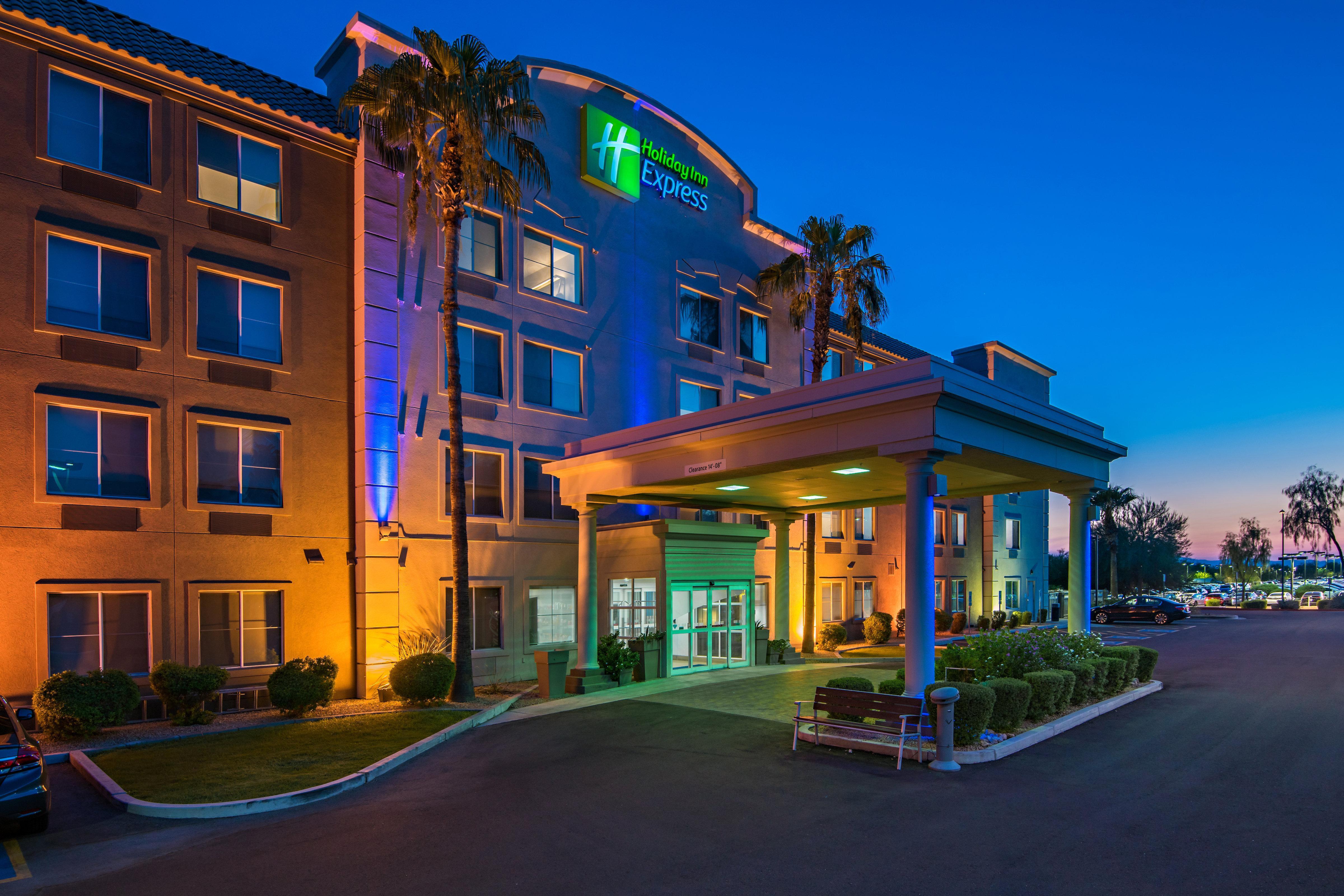 Holiday Inn Express Peoria North - Glendale By Ihg Kültér fotó