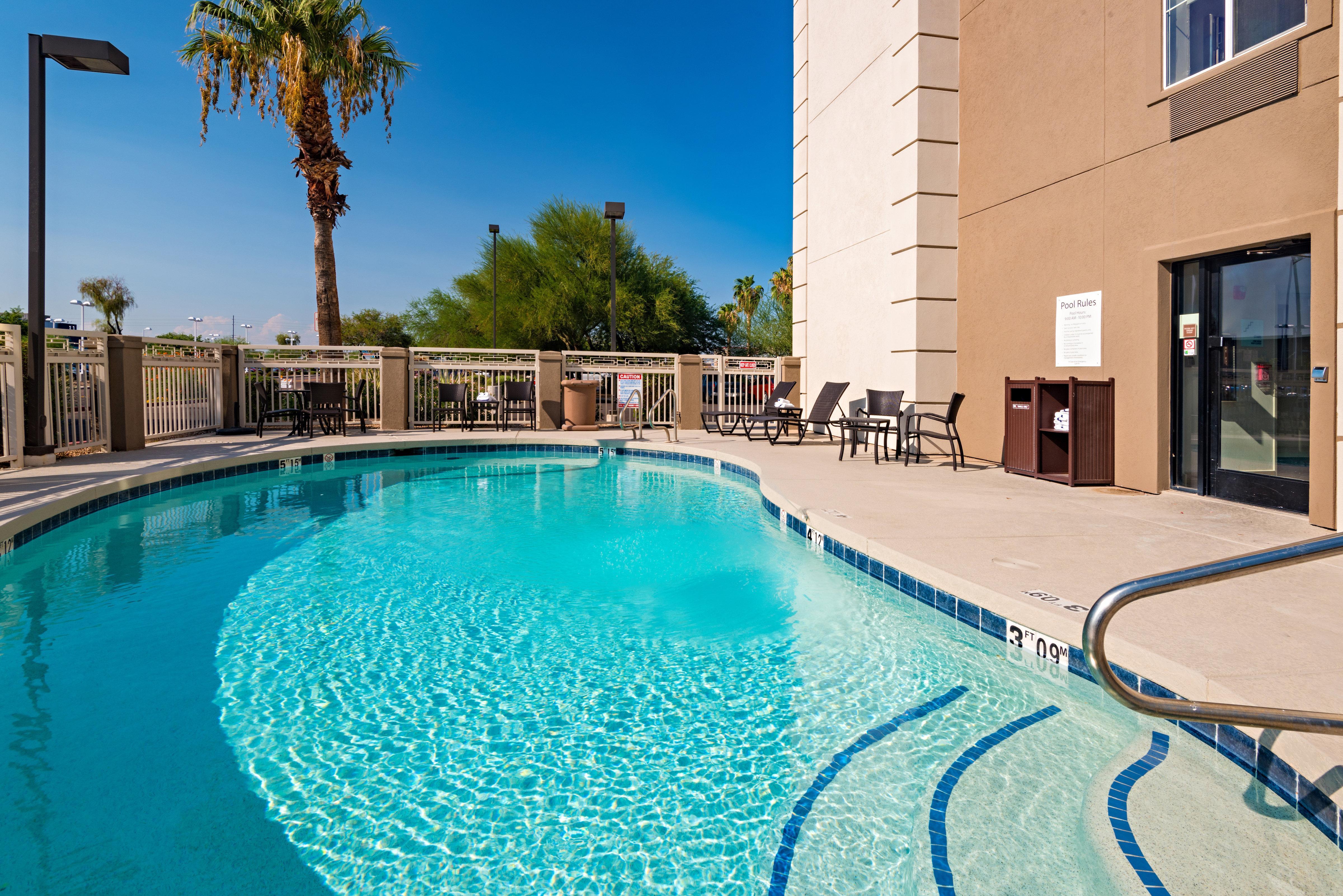 Holiday Inn Express Peoria North - Glendale By Ihg Kültér fotó