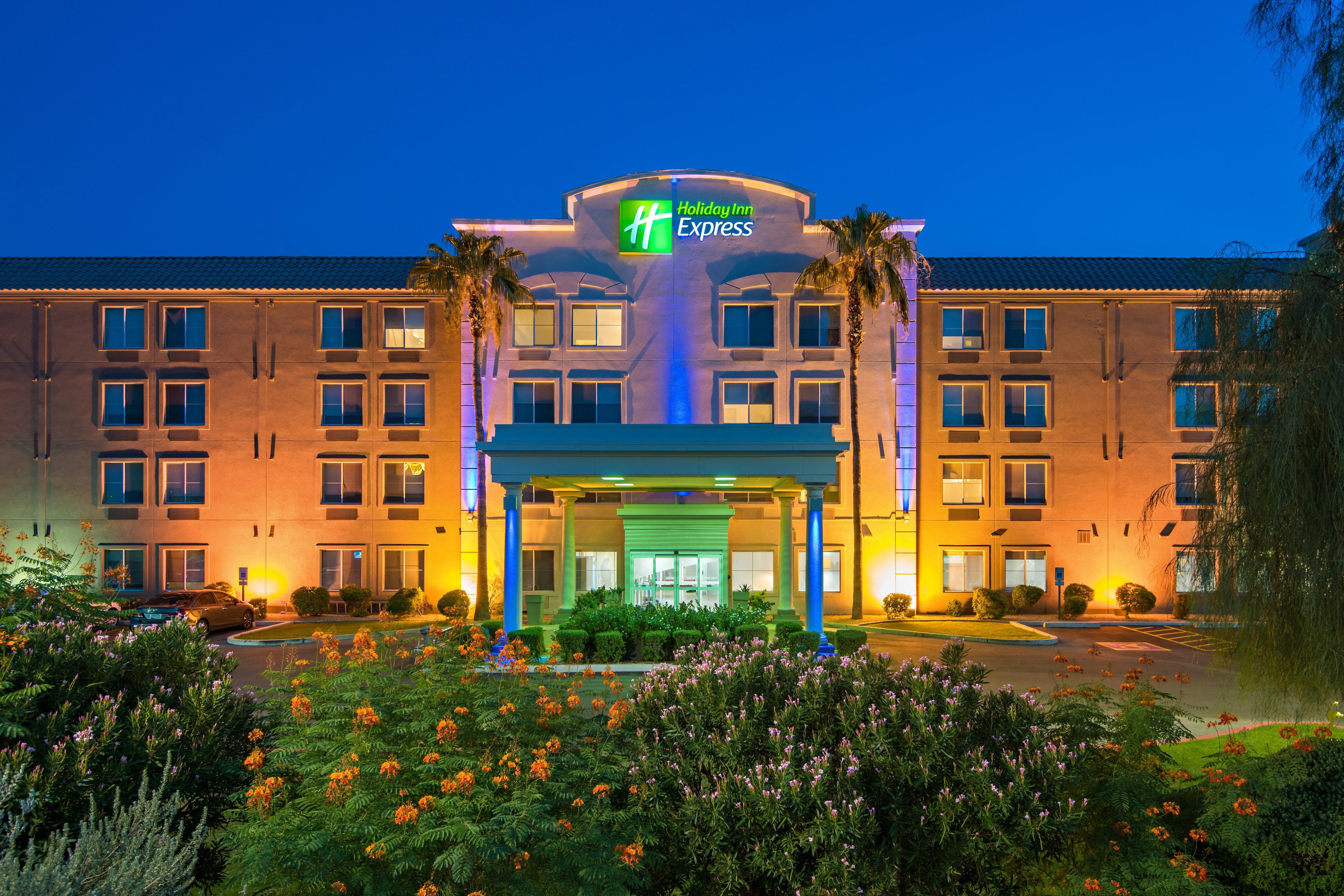 Holiday Inn Express Peoria North - Glendale By Ihg Kültér fotó