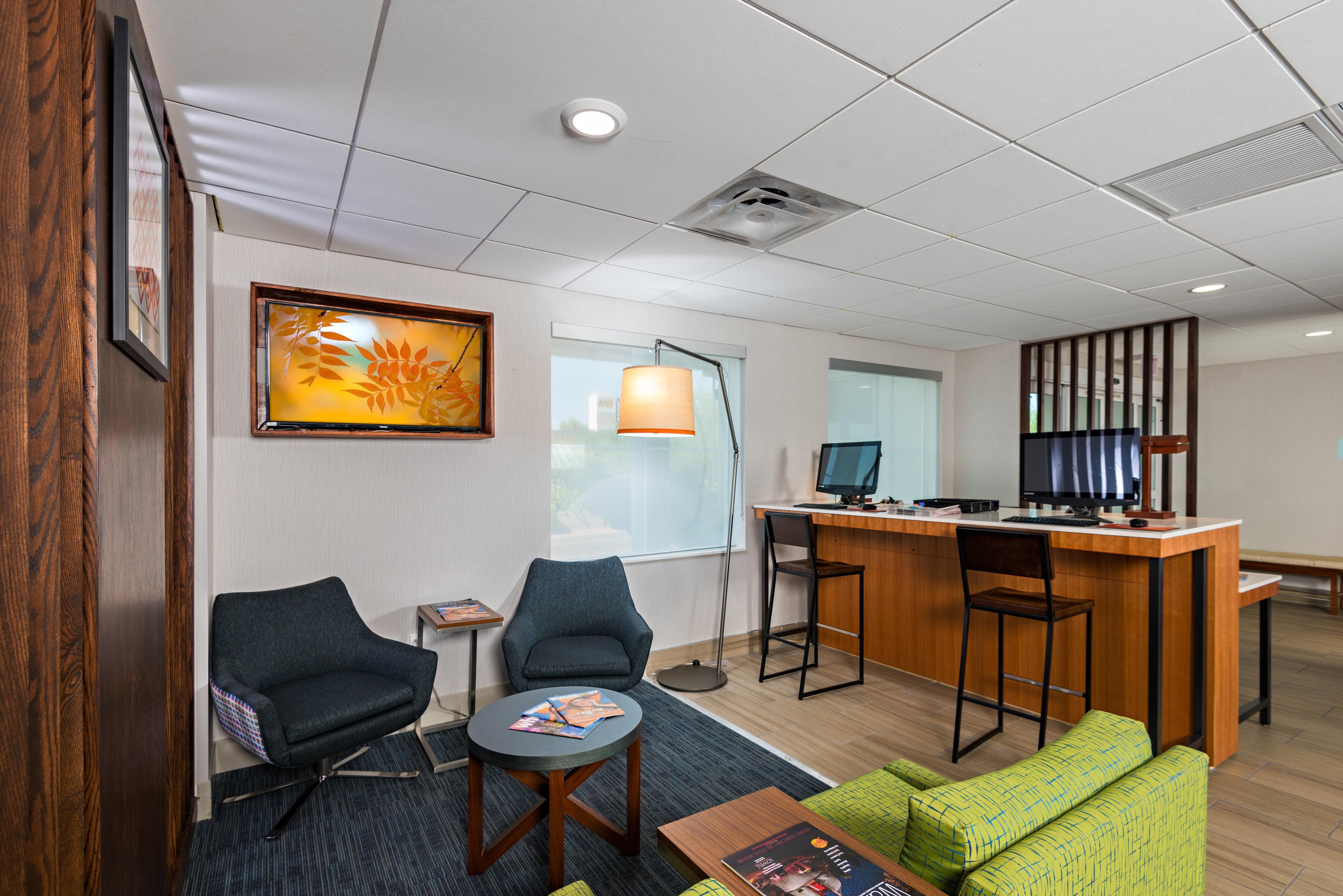 Holiday Inn Express Peoria North - Glendale By Ihg Kültér fotó