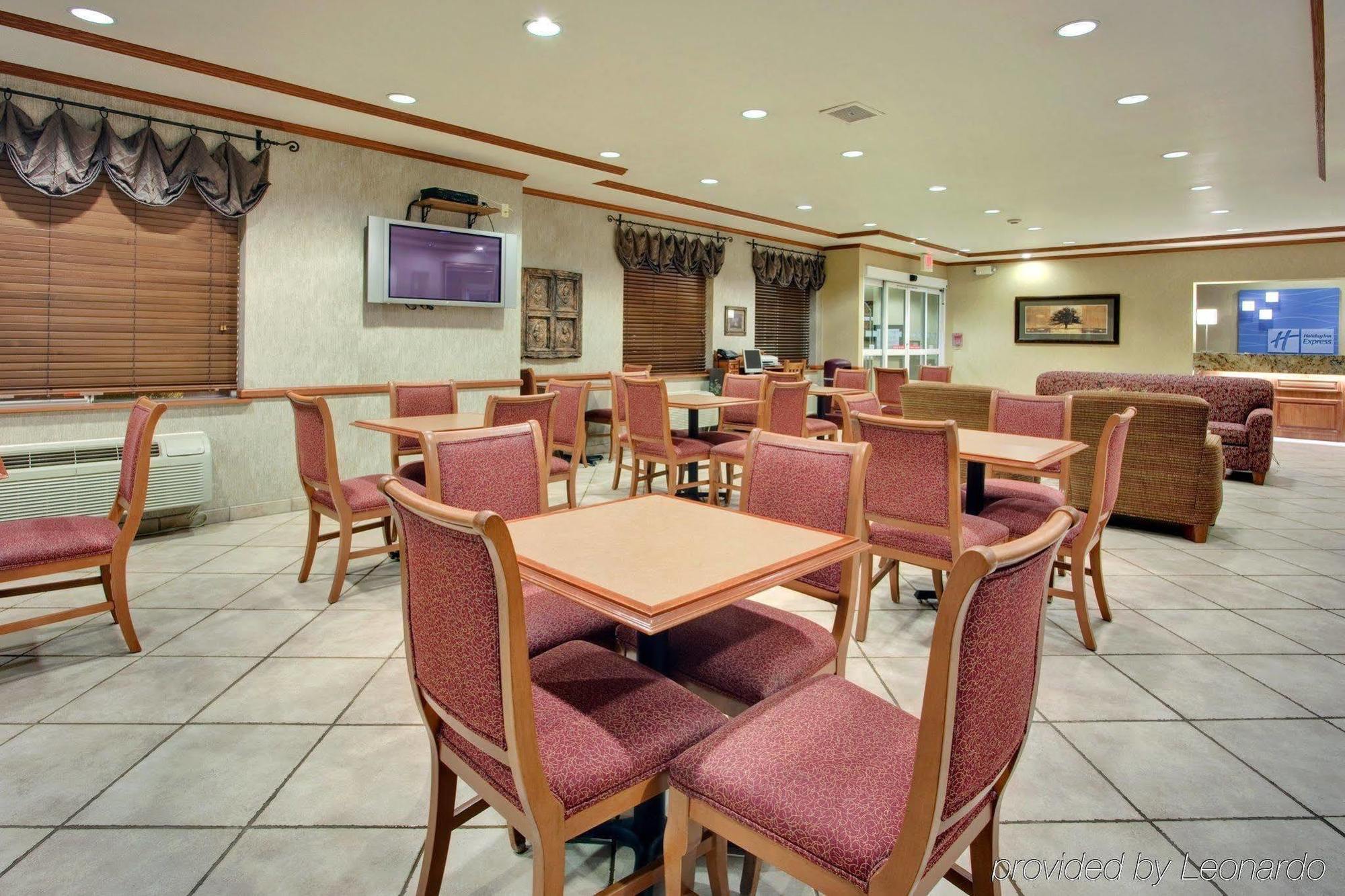 Holiday Inn Express Peoria North - Glendale By Ihg Kültér fotó