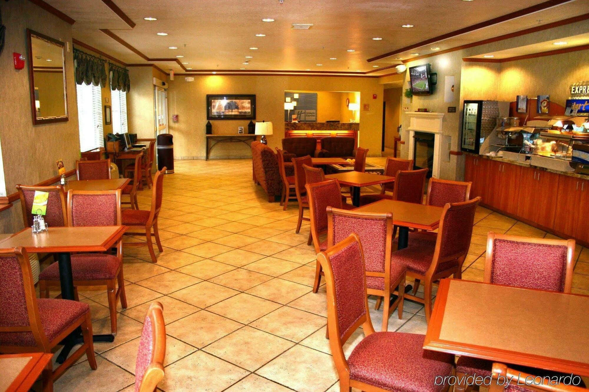Holiday Inn Express Peoria North - Glendale By Ihg Kültér fotó